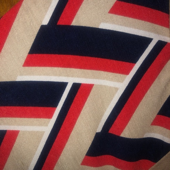 Emerald size 2X cream shirt with chevron sleeves - Picture 4 of 5